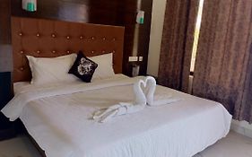 Hotel 7 Heights